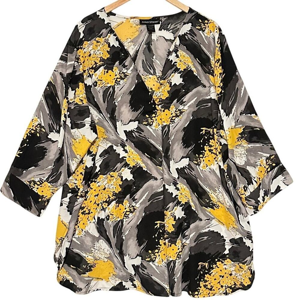 Ashley Stewart Abstract Popover Tunic Top Size‎ 22/24 Professional Office Siren